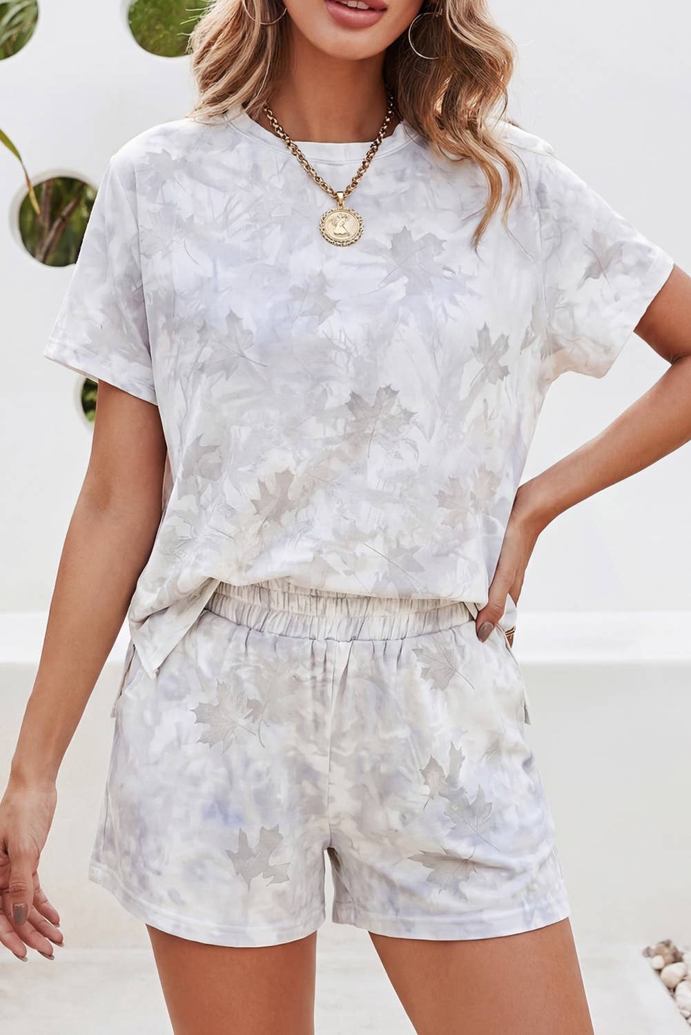 LOUNGEWEAR