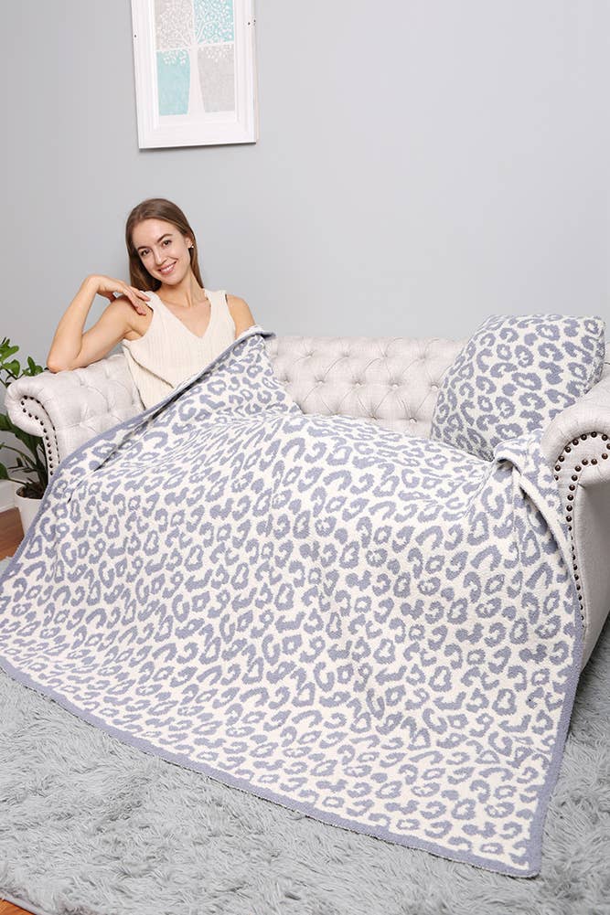 Hana - Luxury Soft Leopard Print Throw Blanket: Beige