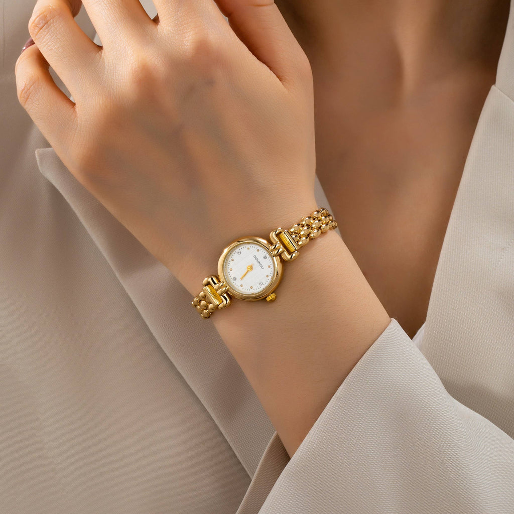 JOSSLYN by wall to wall - ROUND DIAL OVAL BAND BRACELET WATCH | 80W001: Gold-White