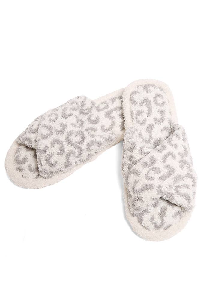 Hana - Leopard criss-cross slippers: Beige / SM