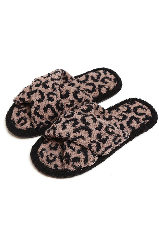 Hana - Leopard criss-cross slippers: Beige / SM