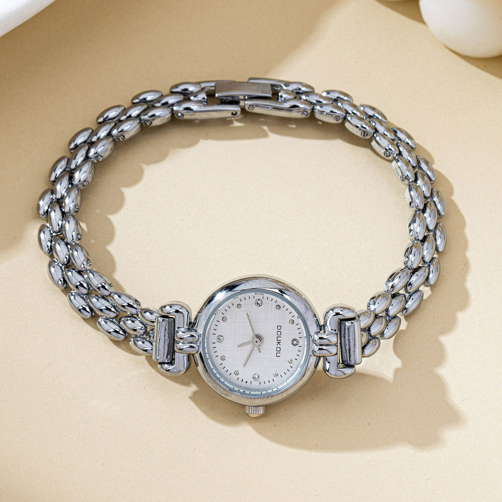 JOSSLYN by wall to wall - ROUND DIAL OVAL BAND BRACELET WATCH | 80W001: Gold-White