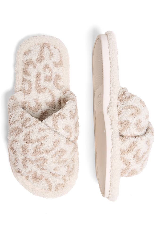 Hana - Leopard criss-cross slippers: Beige / SM