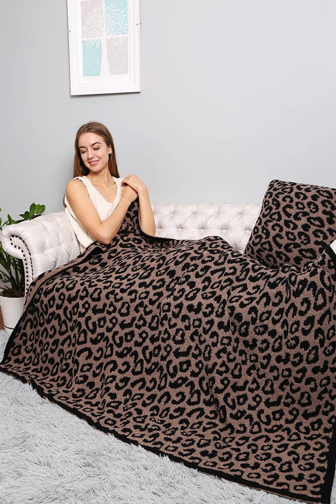 Hana - Luxury Soft Leopard Print Throw Blanket: Beige