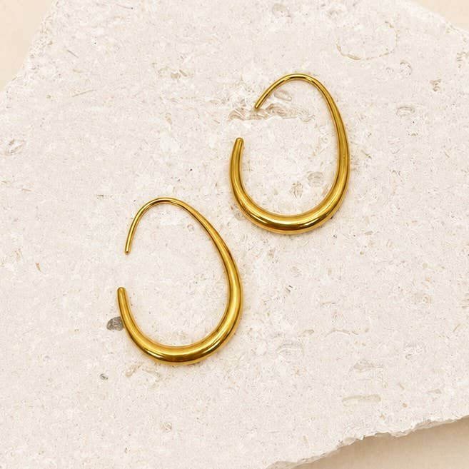 JOSSLYN by wall to wall - 18K STAINLESS STEEL WATERPROOF TARNISH FREE HOOPS| 40E311-SM: GOLD